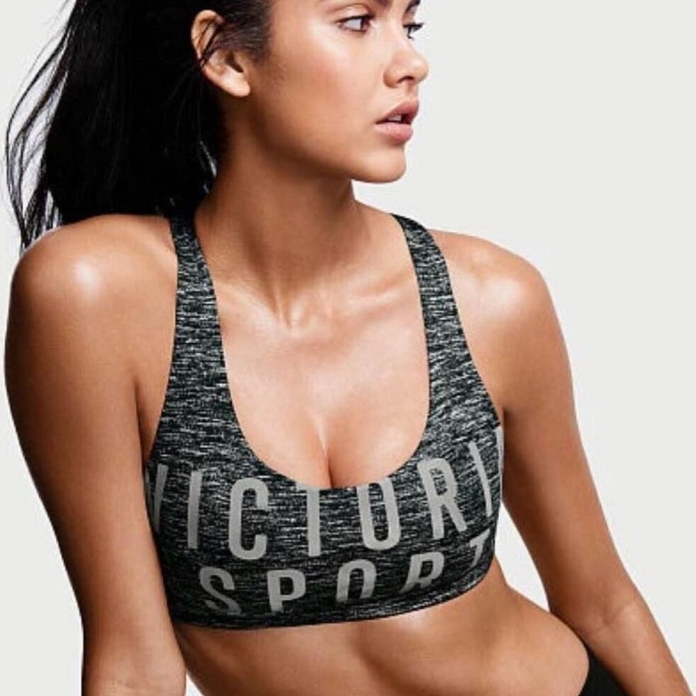 VICTORIAS SECRET SPORT‎ Reflective Strappy Back Sports Bra Size Large Like New